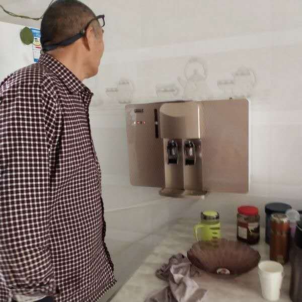 鑫龘净水机客户安装后图片.jpg